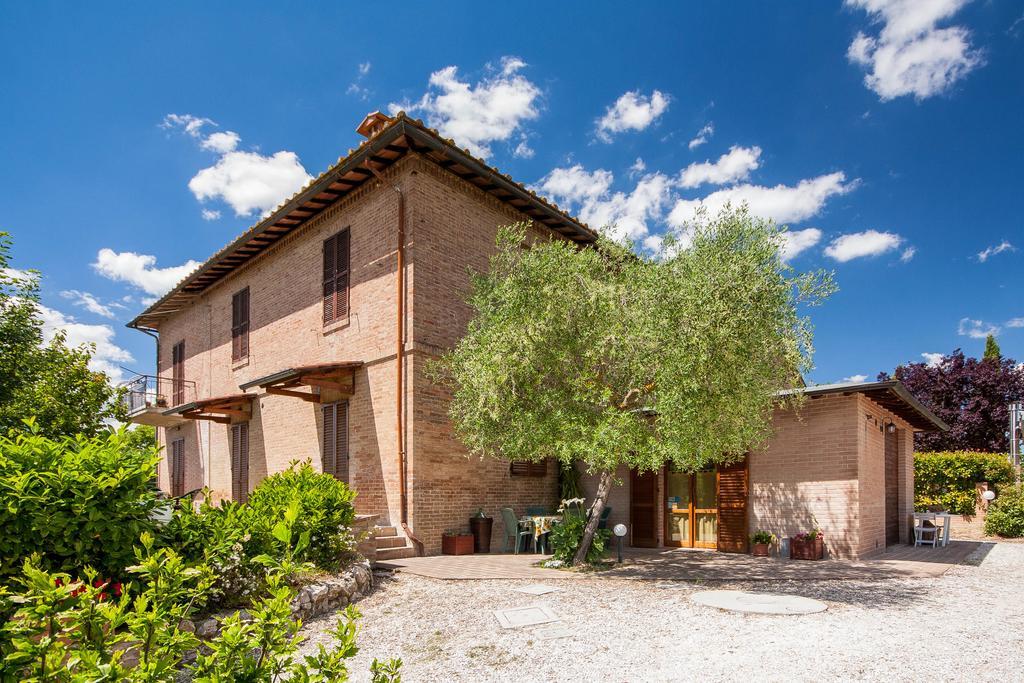 Agriturismo Podere Camollia Villa Costalpino Exterior photo